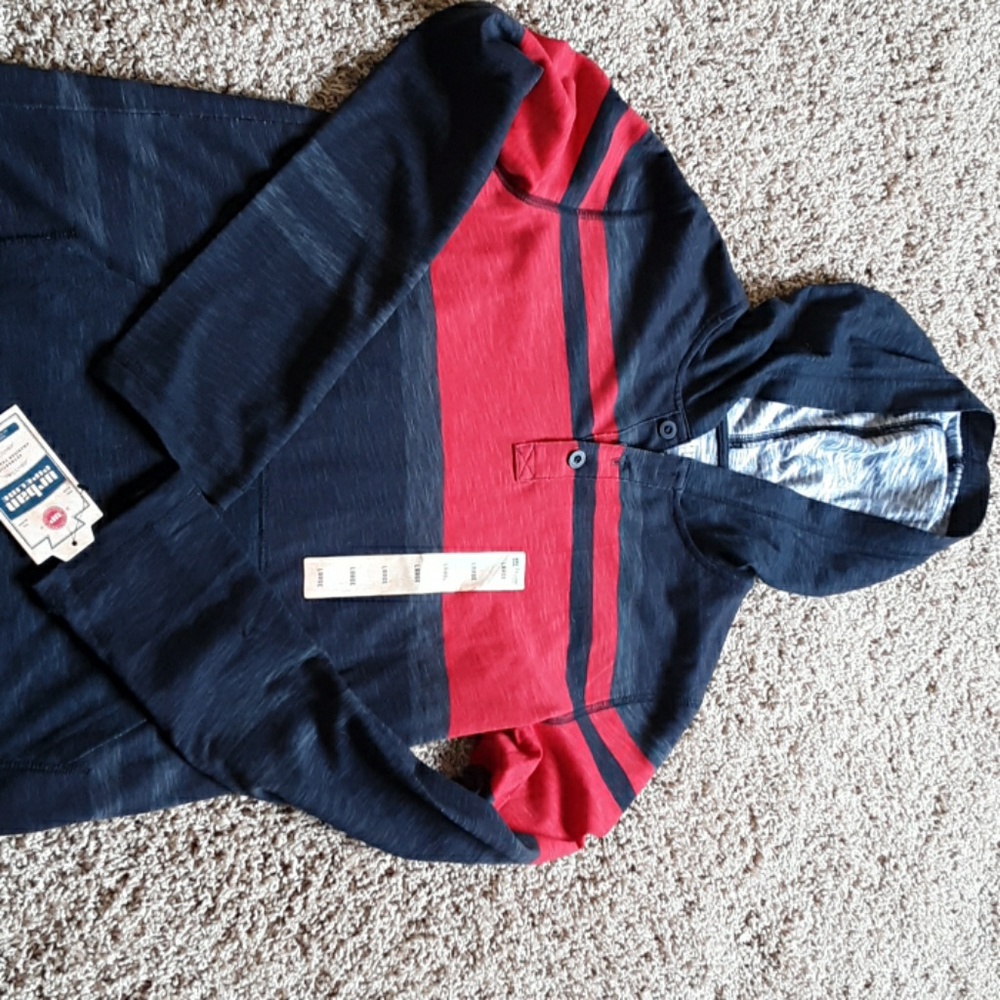 Big boys large long sleeved hooded t shirt